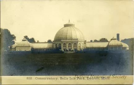 Postcard - Conservatory, Belle Isle, Detroit, Mich.