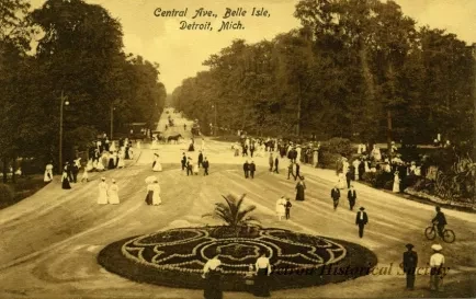 Postcard - Central Ave., Belle Isle, Detroit, Mich.
