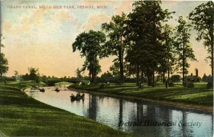 Postcard - Grand Canal, Belle Isle Park, Detroit, Mich.