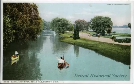 Postcard - Canal and River, Belle Isle, Detroit, Mich.