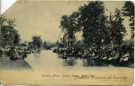 Postcard - Detroit, Mich. Canal Scene, Belle Isle.