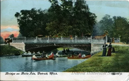 Postcard - Bridge on Belle Isle, Detroit, Mich.