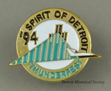 Medal, Pin
