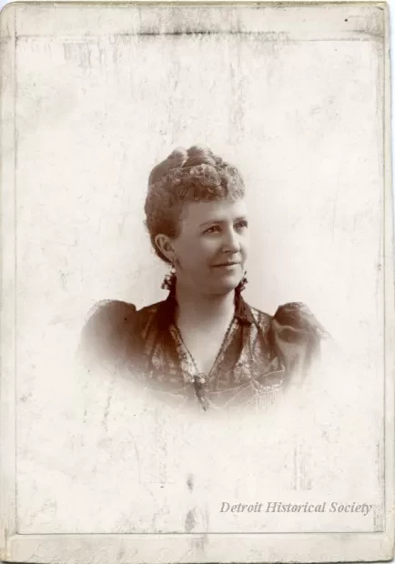 Photograph, Cabinet - Annette Alger