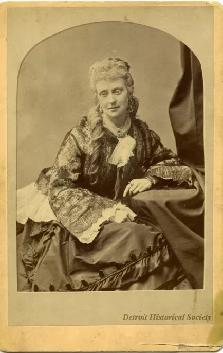 Photograph, Cabinet