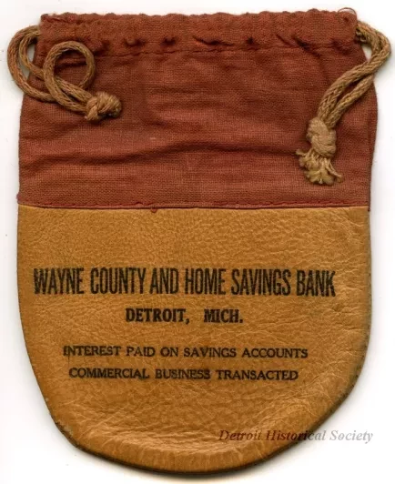 Purse, Change