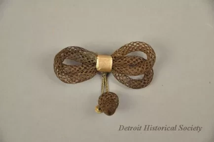 Brooch