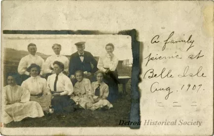 Postcard, Picture