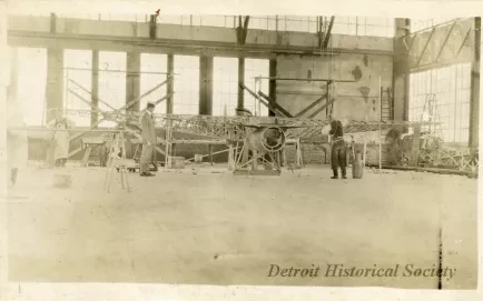 Postcard, Picture
