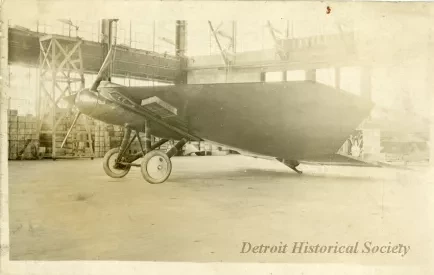 Postcard, Picture