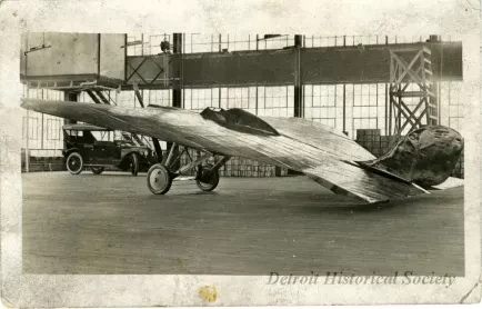 Postcard, Picture