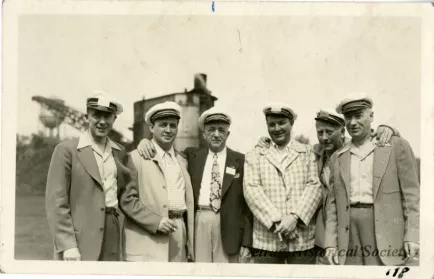 Postcard, Picture