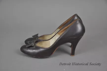 Shoe, Pump