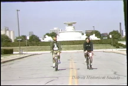 U-Matic - Tape #1, 5/29/85
Belle Isle B-Roll
0202