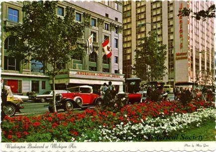 Postcard - Washington Boulevard at Michigan Ave.