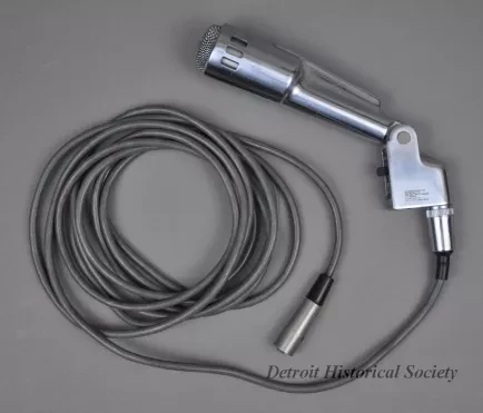 Microphone