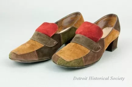 Shoe