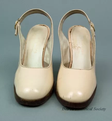 Shoe