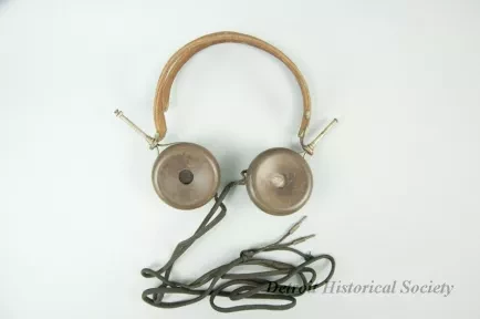 Headset, Radio