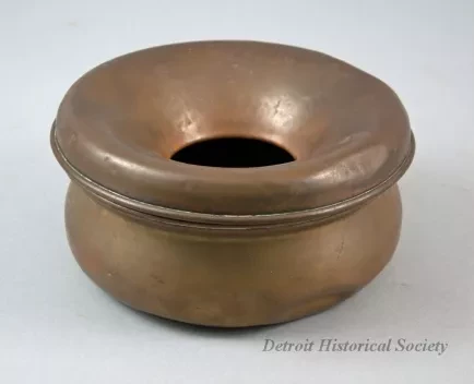 Spittoon