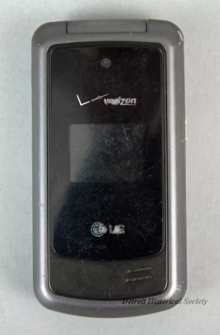 Telephone, Cellular
