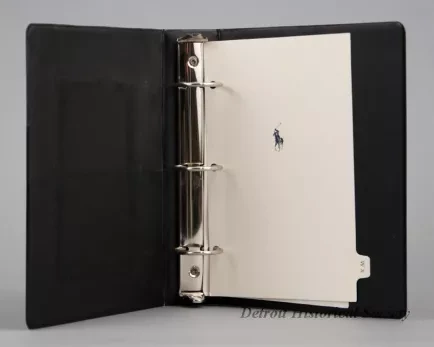 Binder, Ring