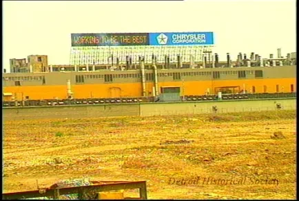 U-Matic - City Clips - Detroit
Low Income Apts, Park, Construction
05-08-89
Tape 4
