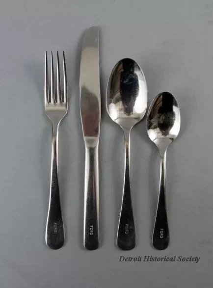 Set, Tableware