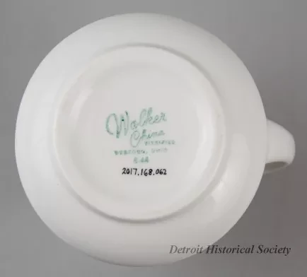 Pitcher, Cream