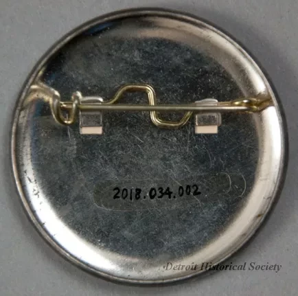 Button, Souvenir