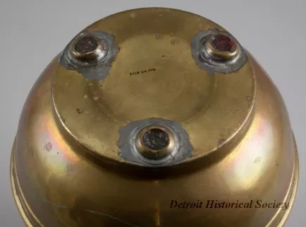 Spittoon