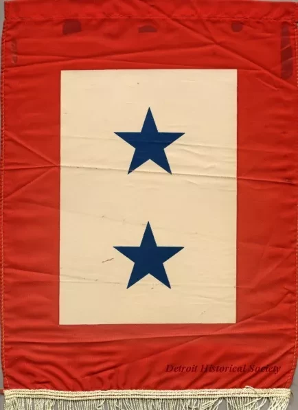 Flag, Service