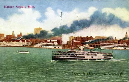 Postcard - Harbor, Detroit, Mich
