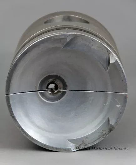 Piston