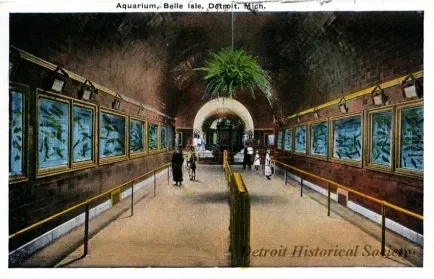 Postcard - Aquarium, Belle Isle, Detroit, Mich.