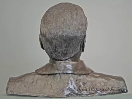 Bust