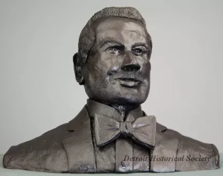 Bust