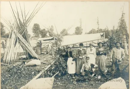 Photograph, Cabinet