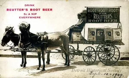 Postcard - Drink Reutter's Root Beer
5¢ A Nip Everywhere