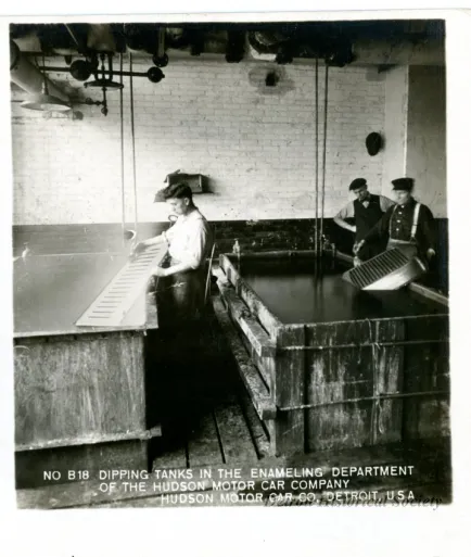 Stereograph - Dipping Tanks In The Enameling Department Of The Hudson Motor Car Company, Hudson Motor Car Co, Detroit, USA
