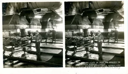 Stereoview - The Earlier Coats Of Paint Are Sprayed On The Hudson Super-Six Chassis, Hudson Motor Car Co, Detroit, USA