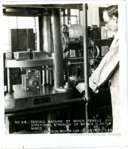 Stereograph - Testing Machine By Which Tensile And Stretching Strength of Metal Is Determined, Hudson Motor Car Co, Detroit, USA
