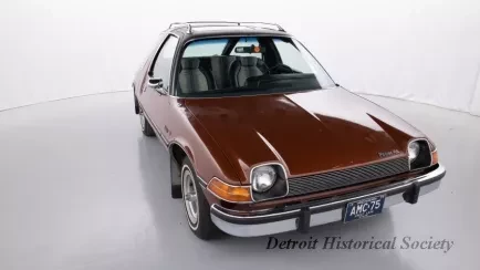 Automobile - 1975 American Motors 2-Door Pacer - Dhs_1982_068_001_arceye_user_01