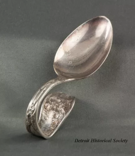 Spoon, Baby