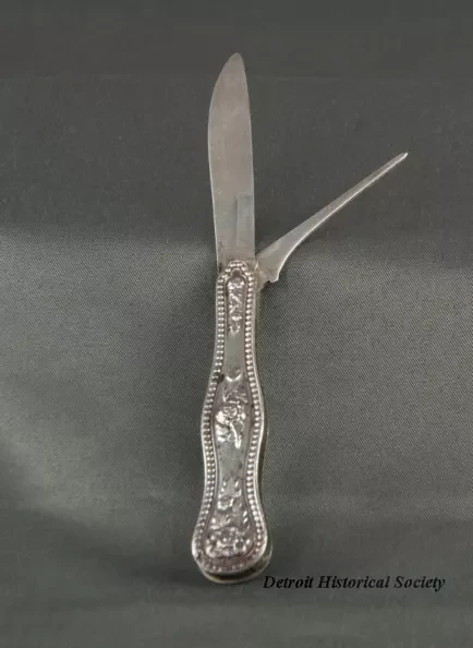 Knife, Pocket