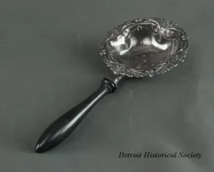 Strainer, Tea