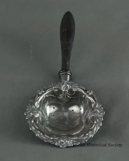 Strainer, Tea
