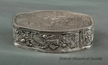 Snuffbox