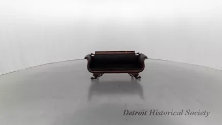 Sofa - Dhs_1940_017_004a_arceye_spin_027
