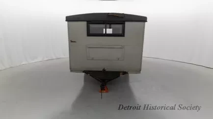 Trailer, Camping - 1929 Covered Wagon Trailer Co. camper
